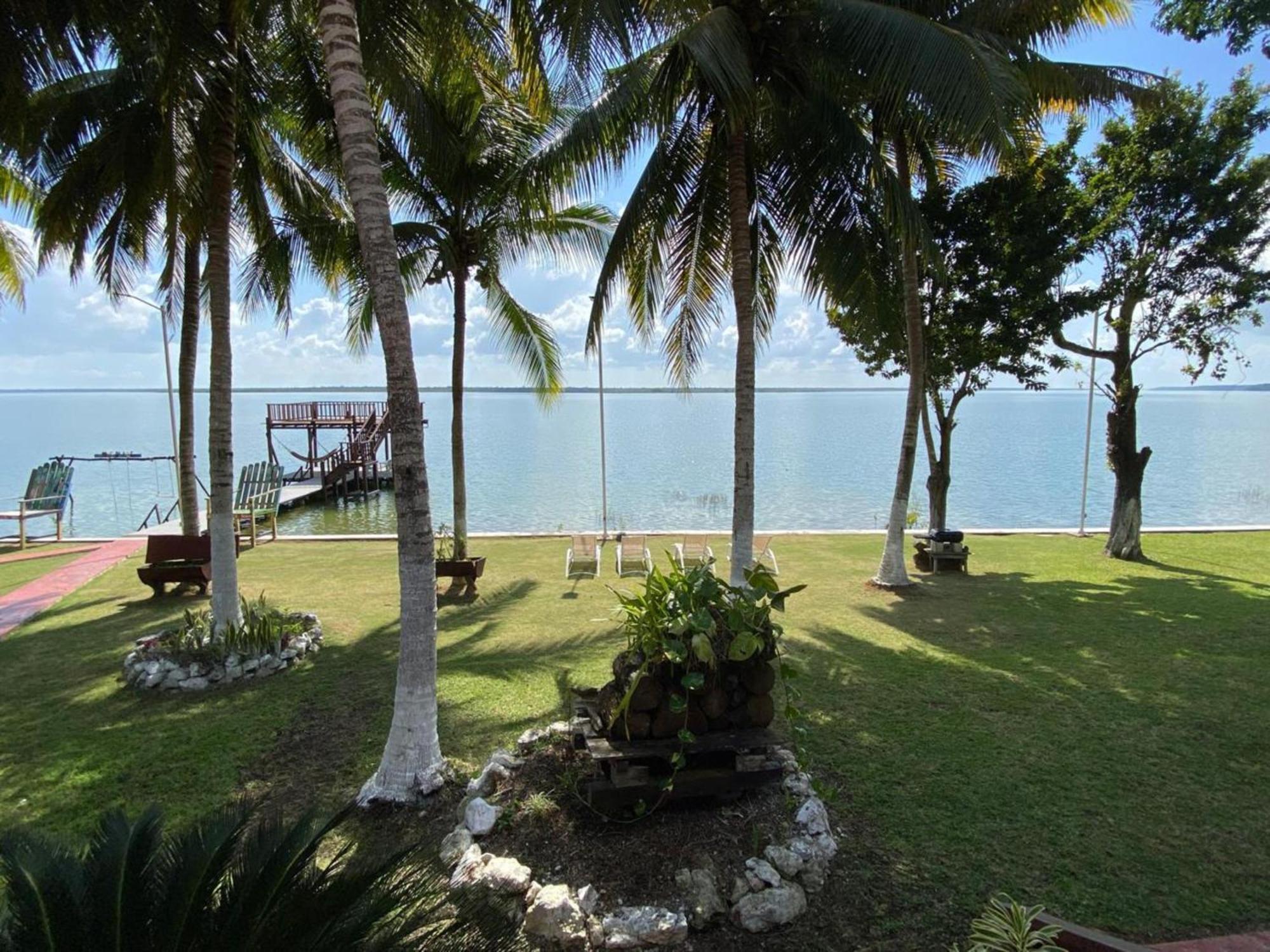Coras Place Bacalar Lagoon front Exterior foto